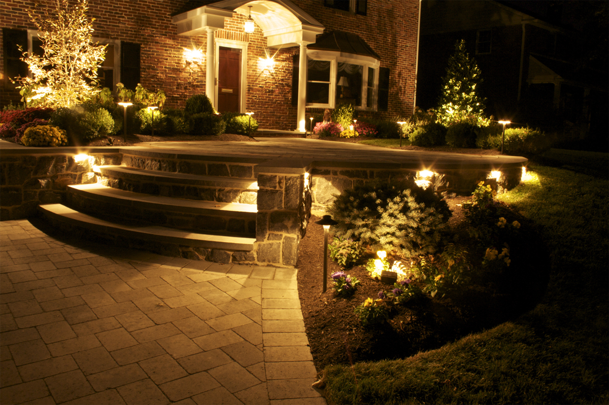 3 Questions to Ask Before Choosing Landscape Lighting