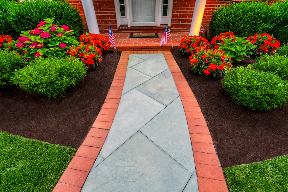 Looking to Add a Walkway to Your Landscaping? Consider These Guidelines