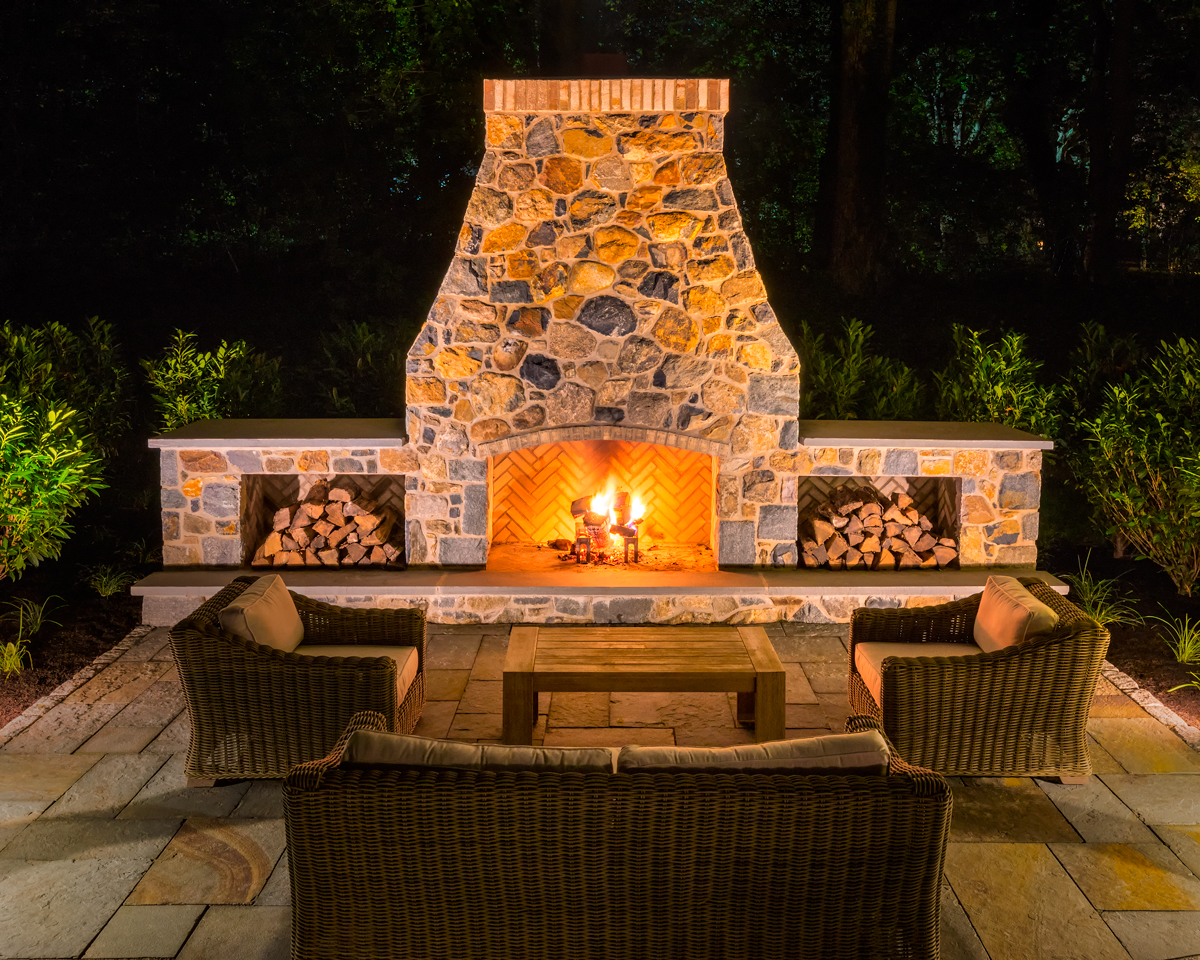 5 Ways to Stay Safe When Using Your Outdoor Fire Pit