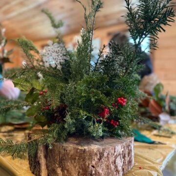 greenery stump centerpiece